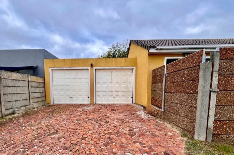 3 Bedroom Property for Sale in Windsor Park Estate Western Cape